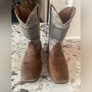 EUC ARIAT Boots